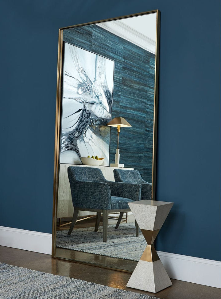 Harland Mirror, Brass