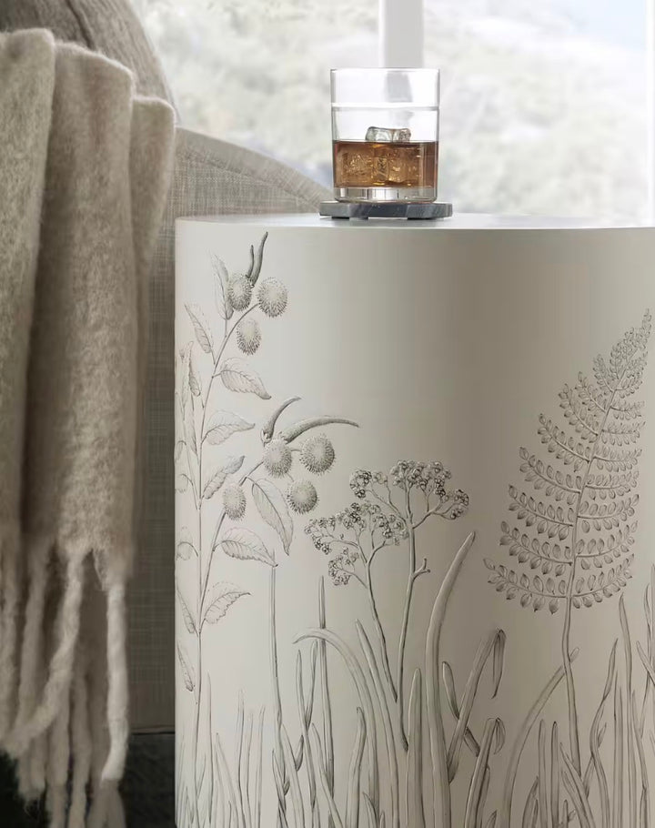 Fiore Drink Table