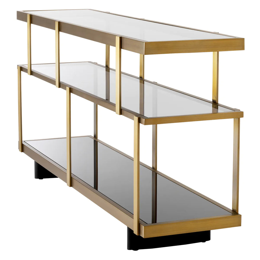 Nesto Dresser
