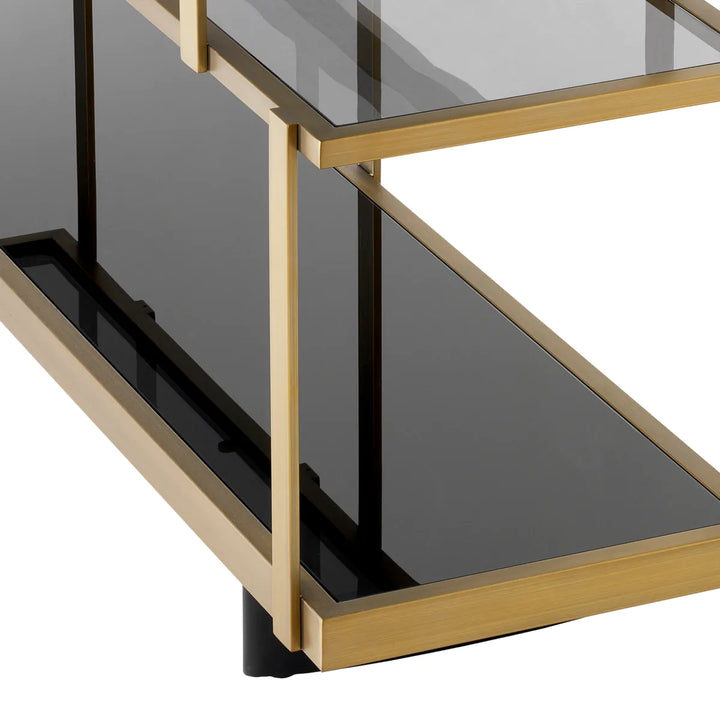 Nesto Dresser