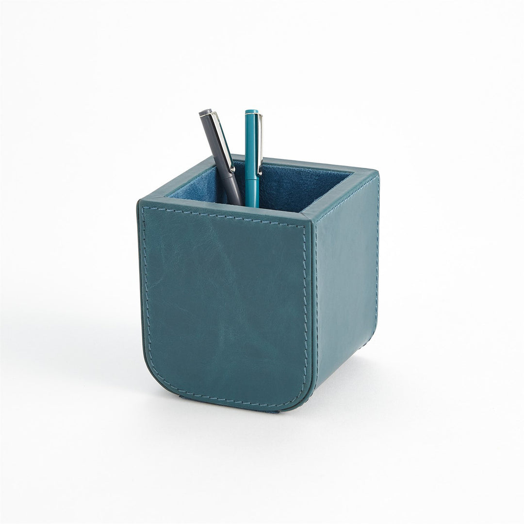 Radius Edge Leather Pencil Cup