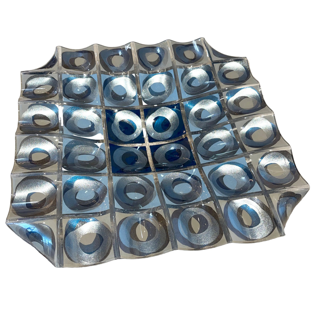 Raut Centerpiece