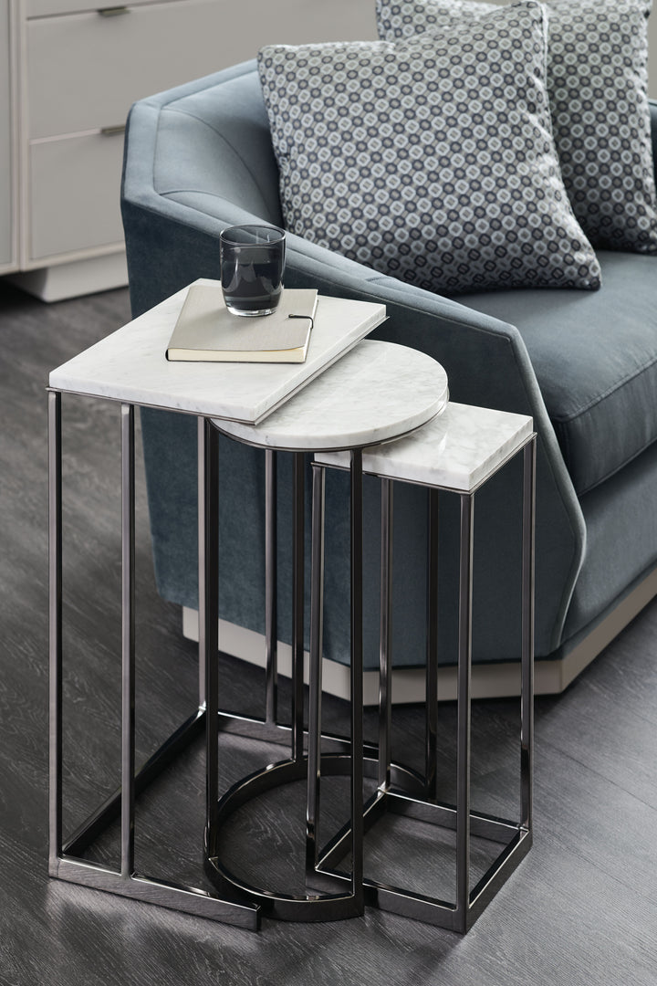 Expositions Nesting Tables