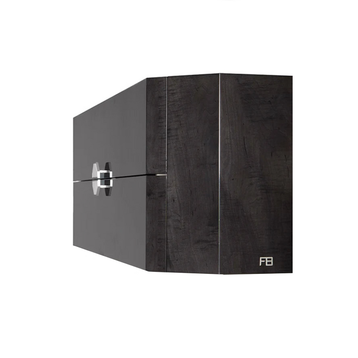 Lumiere Chest
