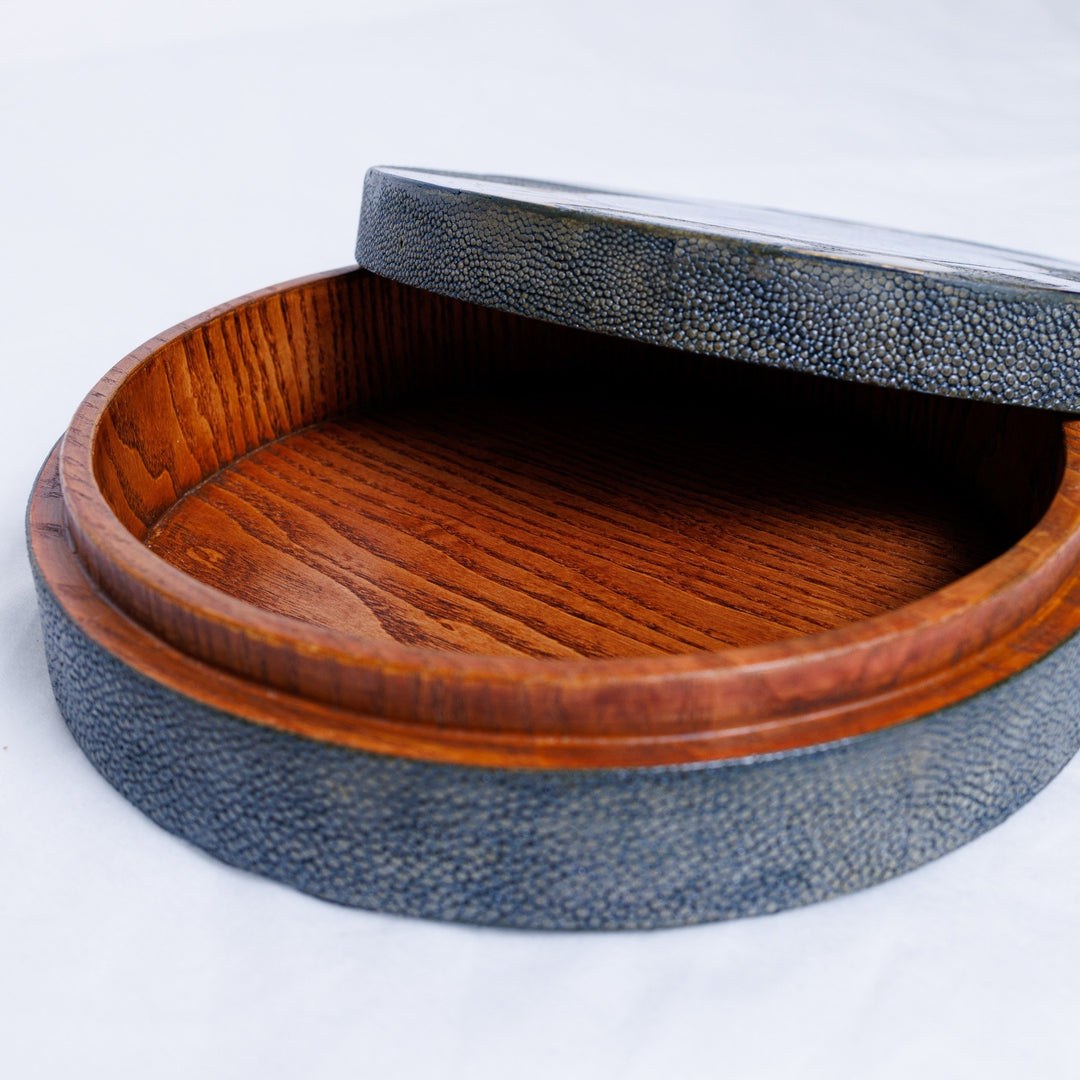 Medium Round Box Constellation